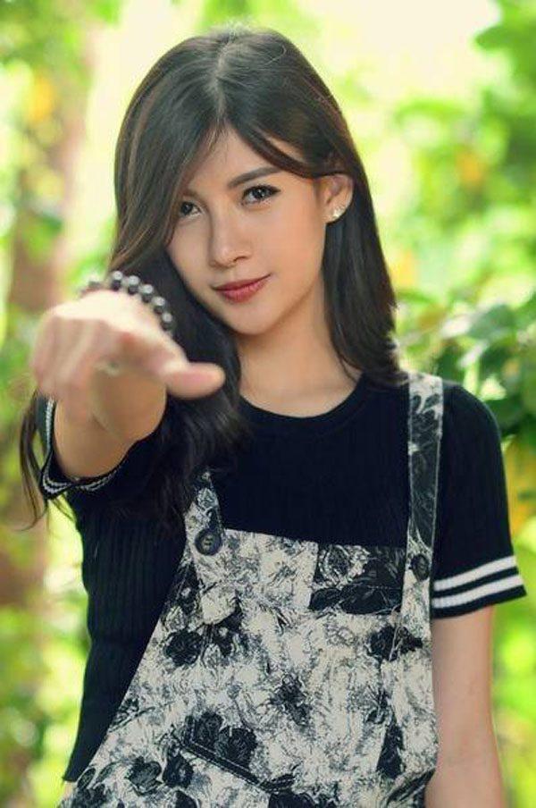 韩美女主播热午 悬疑